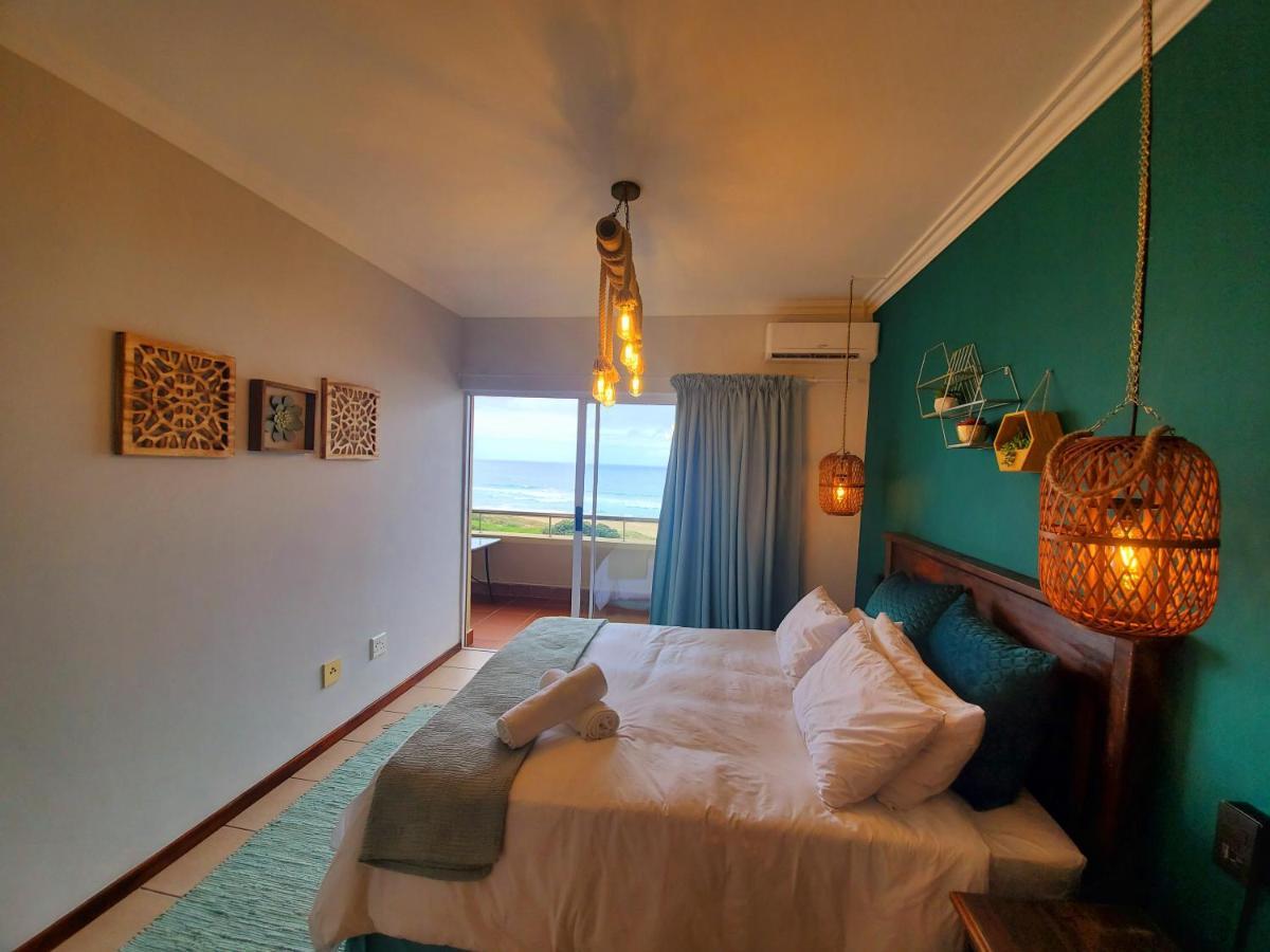 L'Escalier Cabanas 404 Amanzimtoti Bagian luar foto